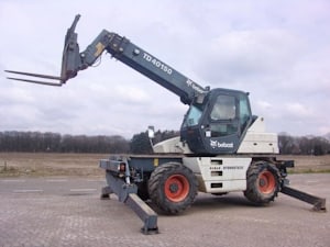 Аренда телескопического погрузчика Bobcat TD40150 *048  