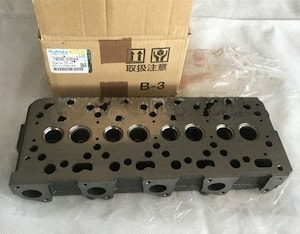 Головка блока цилиндров Kubota V1505 #1G679-03040   