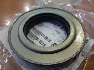 Сальник ВОМ - 66611-17120