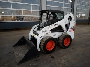 Мини-погрузчик Bobcat S175 в аренду с оператором